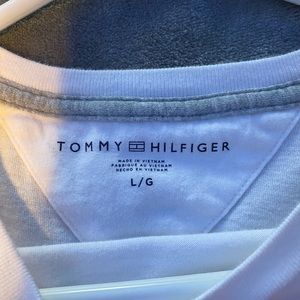Tommy Hilfigher Large T shirt.